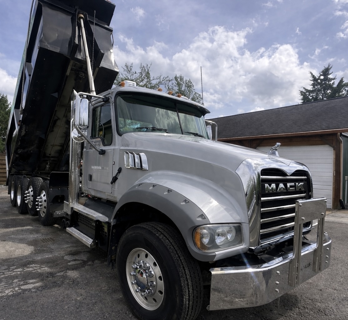 2021 MACK Granite - view 8 of 49