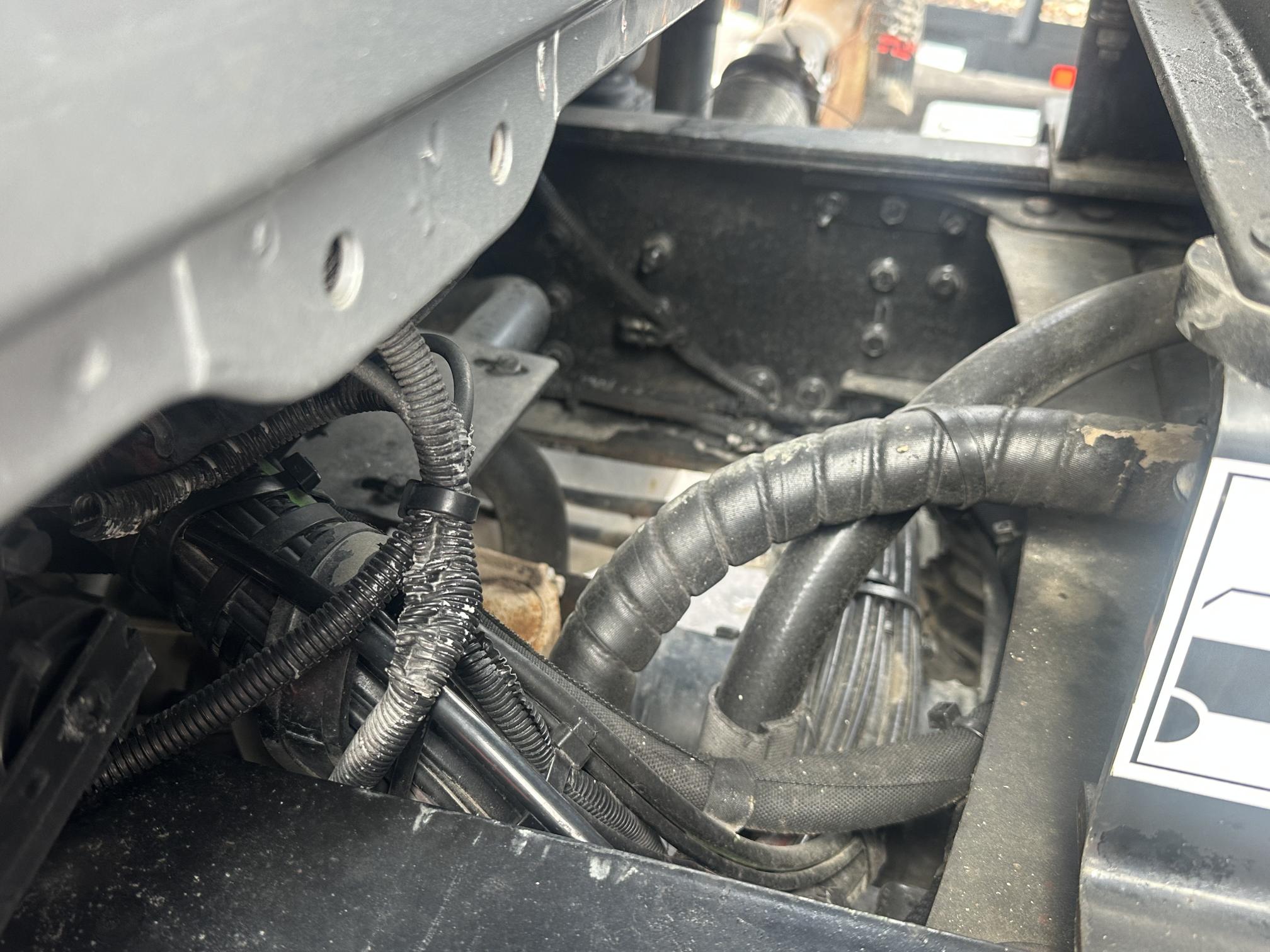 2021 MACK Granite - view 13 of 49