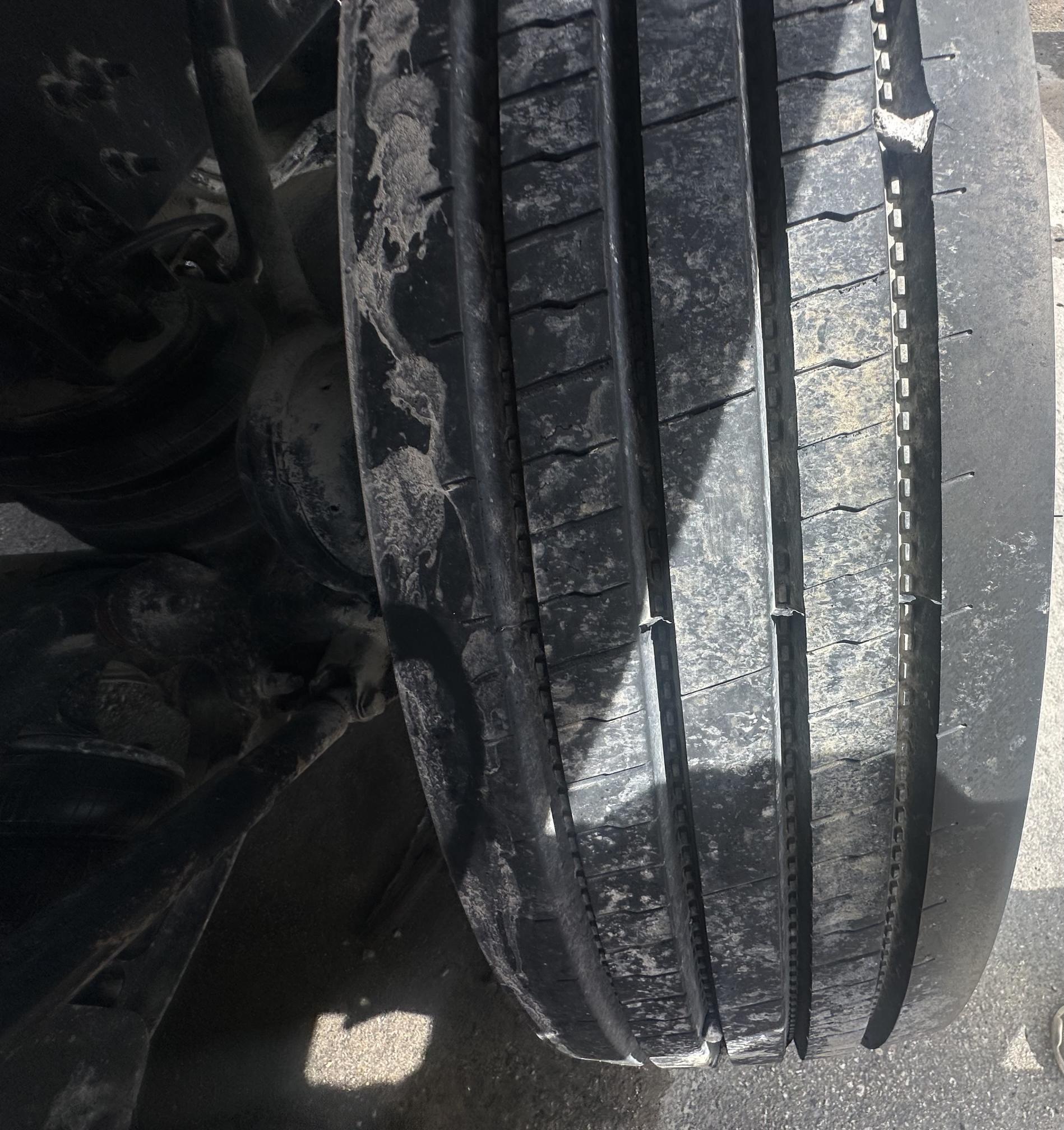 2021 MACK Granite - view 19 of 49