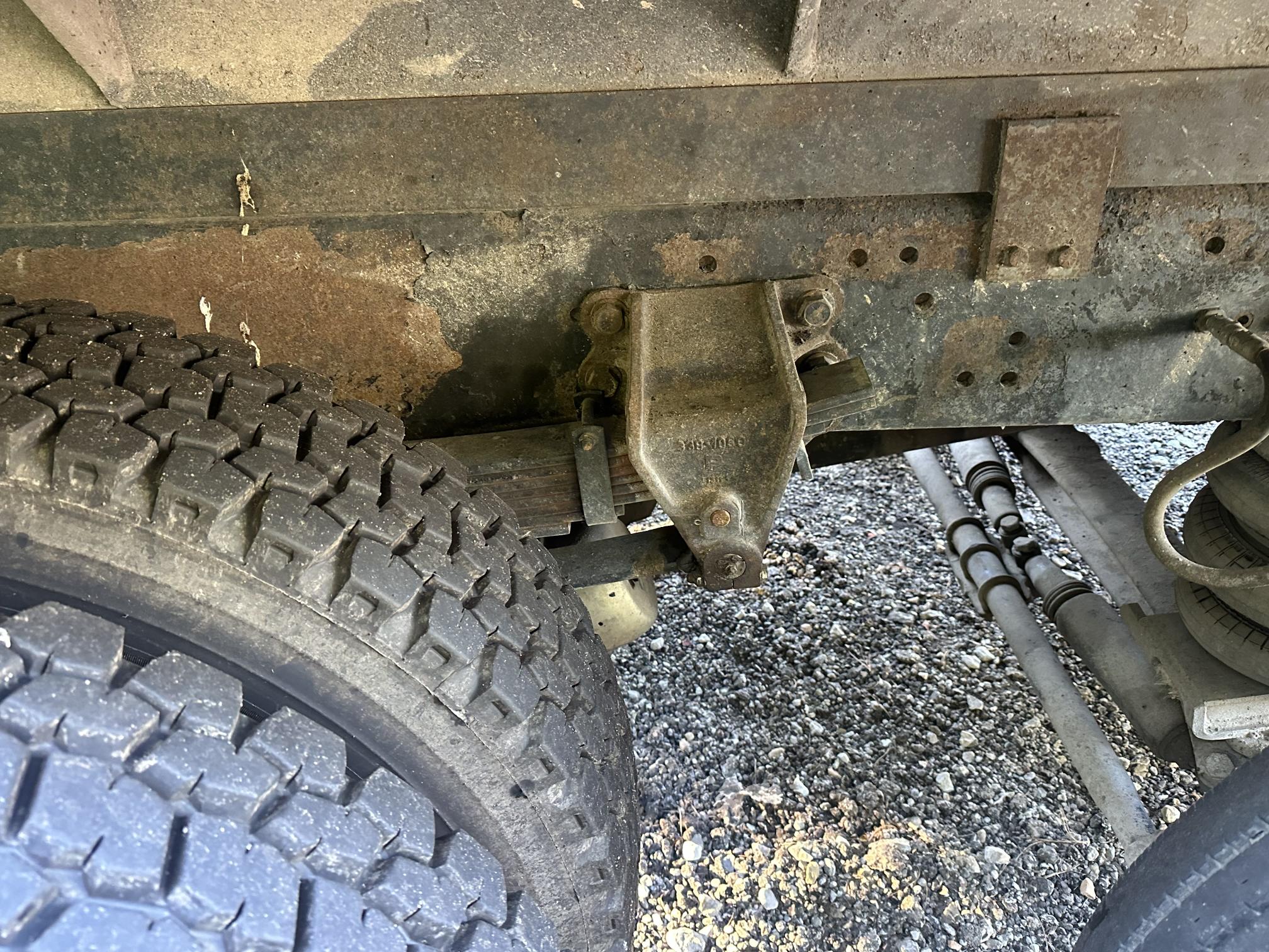 2003 FREIGHTLINER FL112 - Image 15