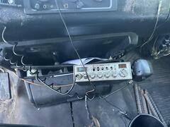 2003 FREIGHTLINER FL112 - Image 32