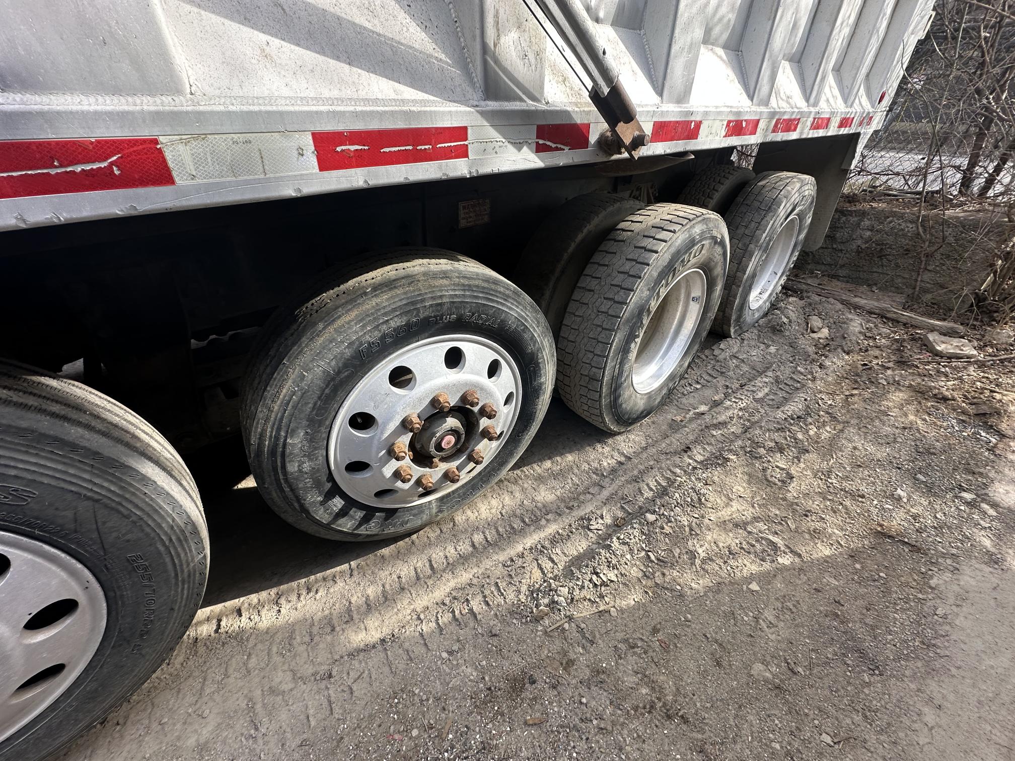 1998 FORD LT9522 - Image 15