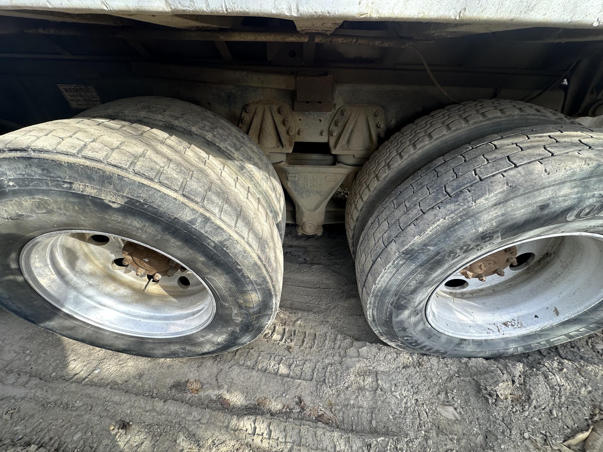 1998 FORD LT9522 - Image 16