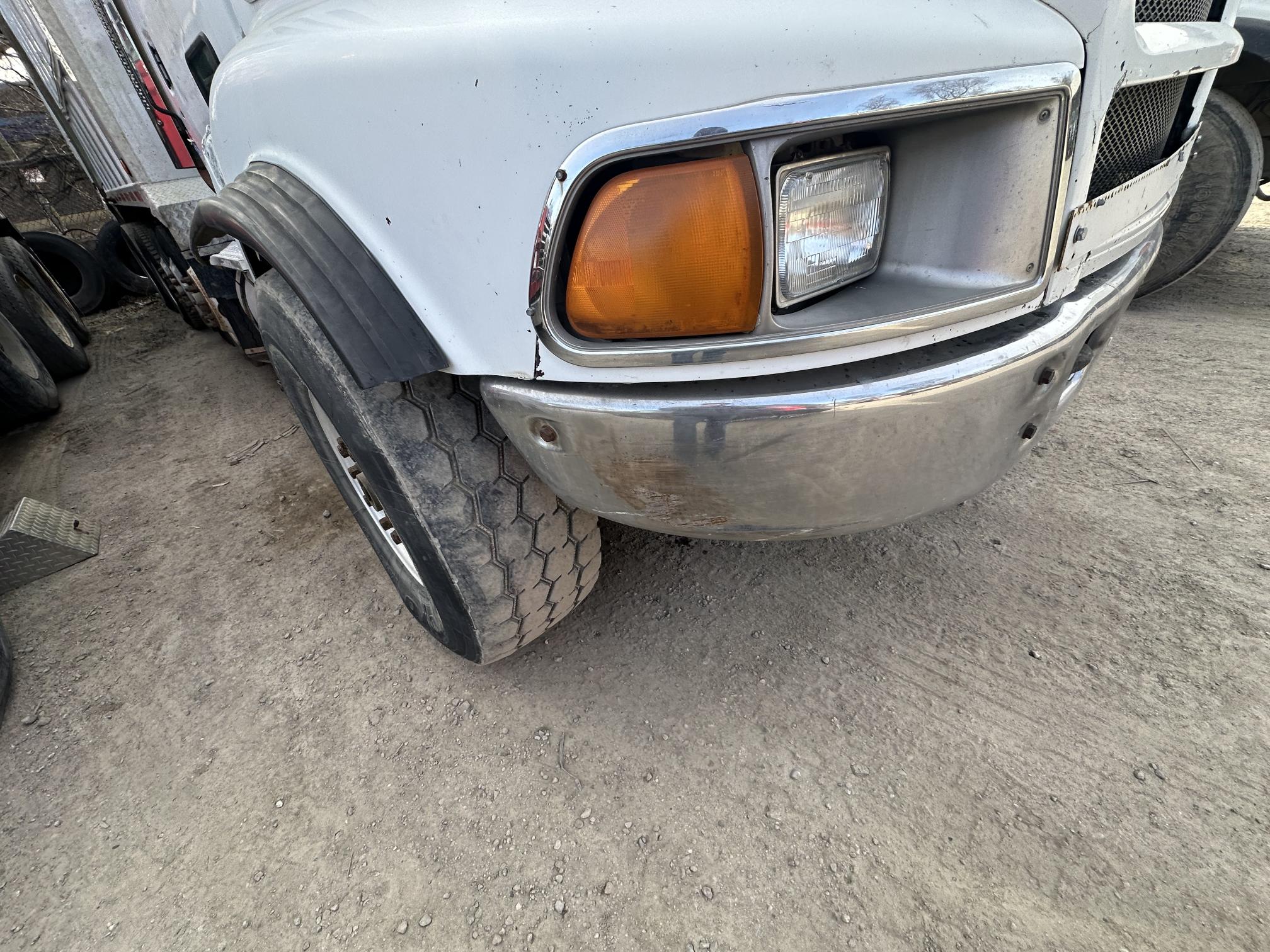 1998 FORD LT9522 - Image 29