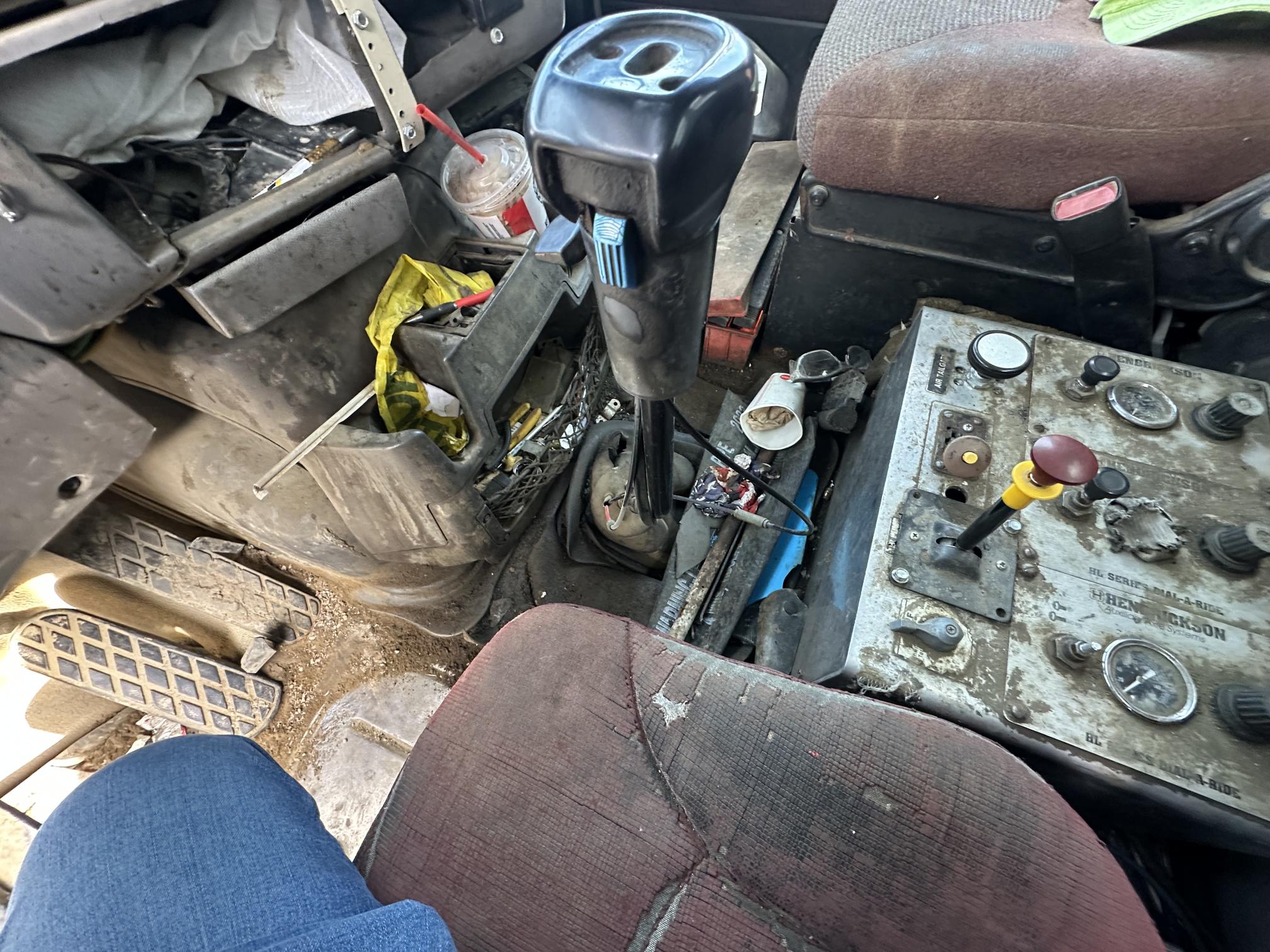 1998 FORD LT9522 - Image 47