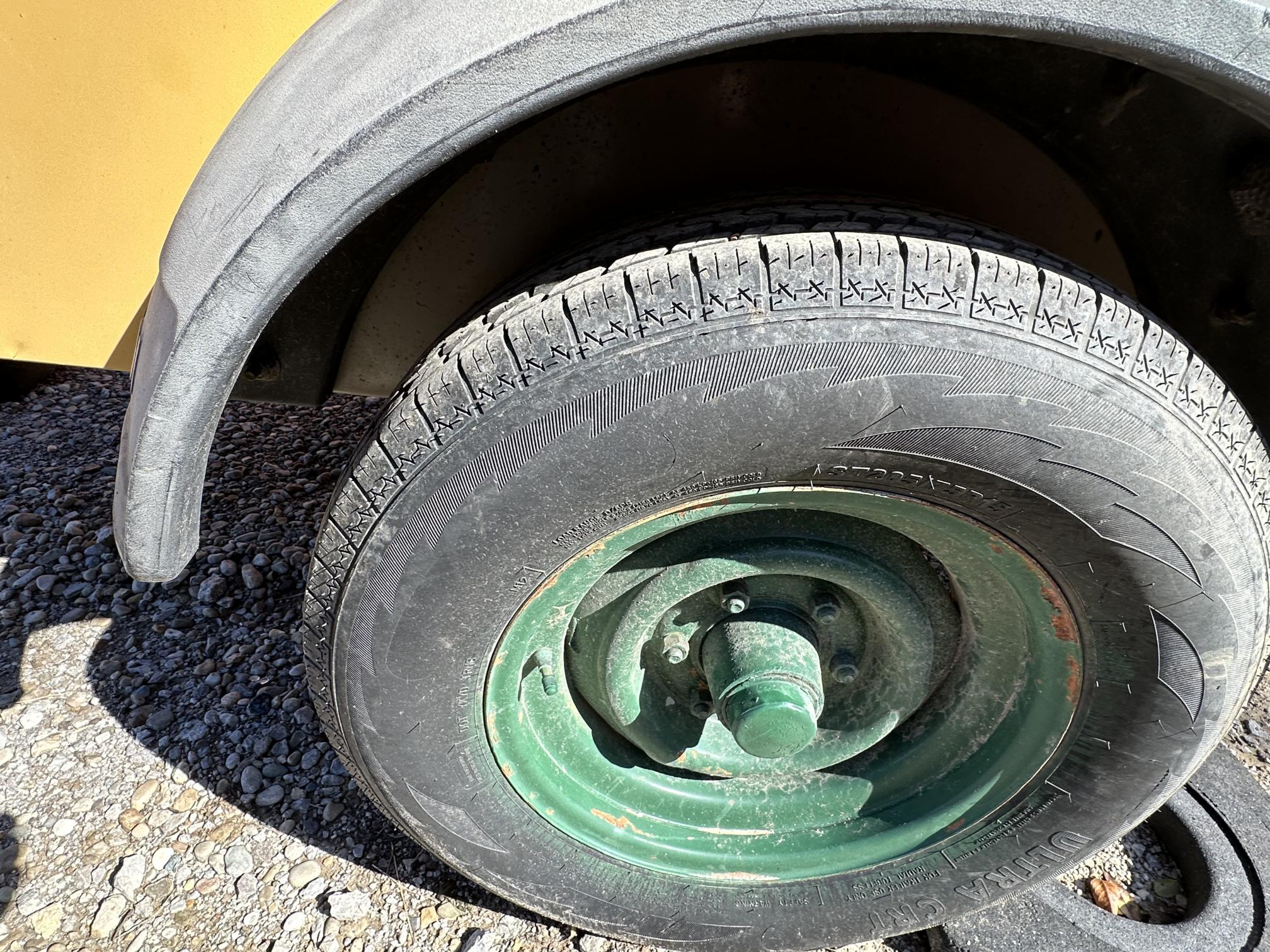 1995 LEROI Q185JD-E - view 7 of 19