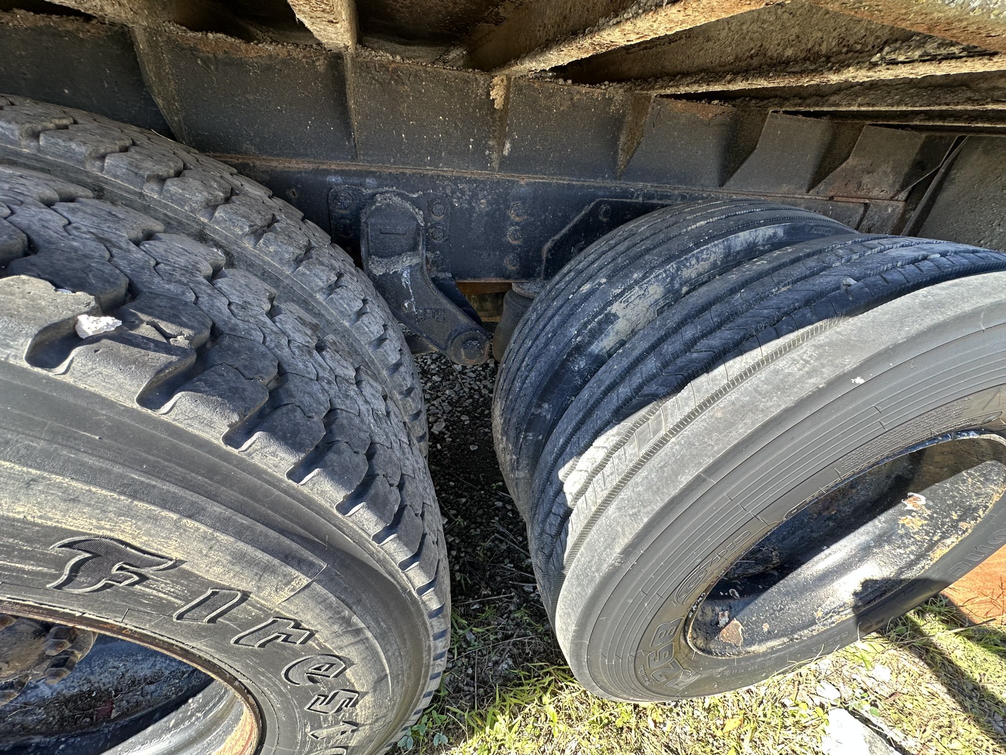 1986 FORD LN9000 - Image 25