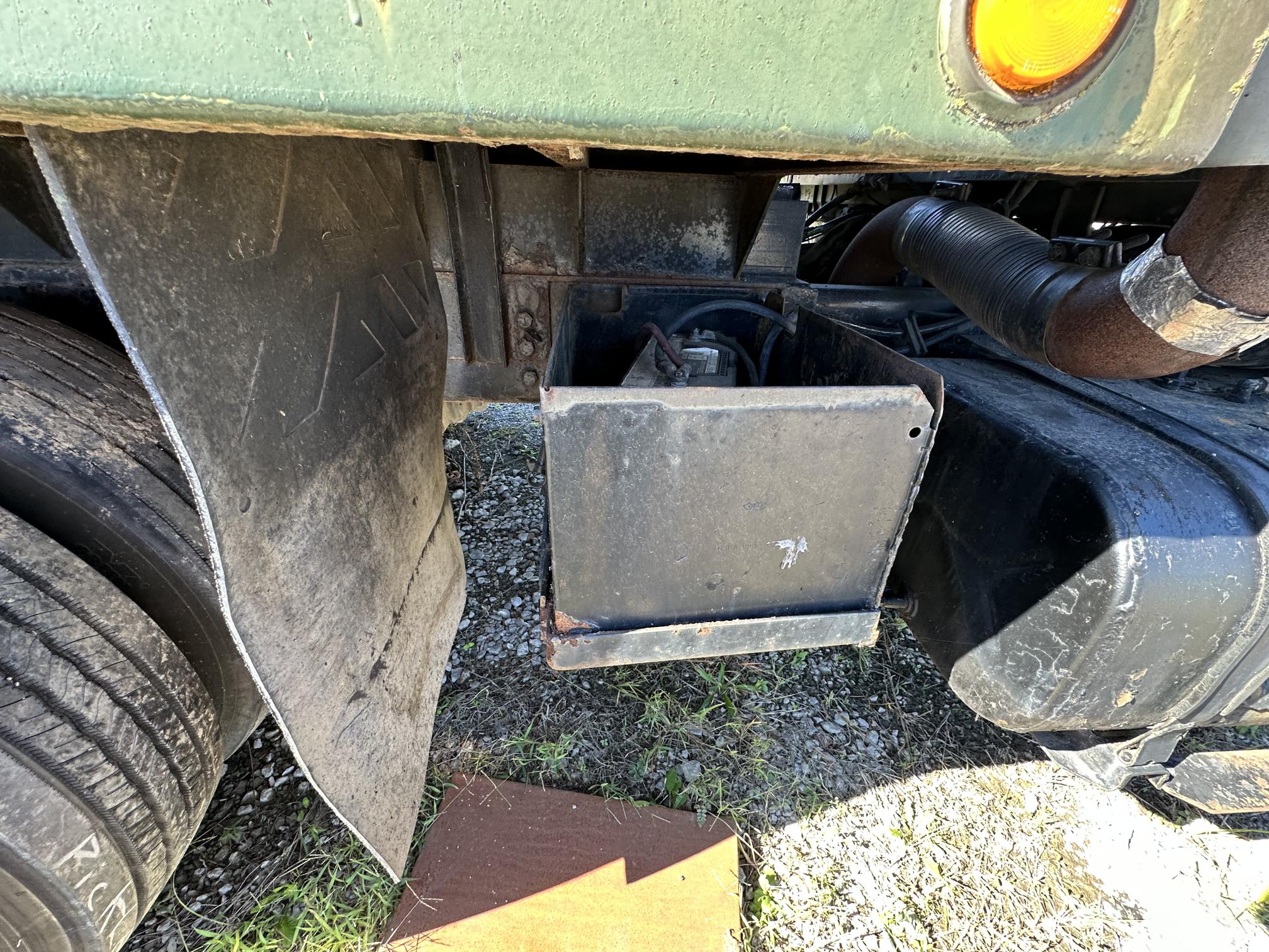 1986 FORD LN9000 - Image 28