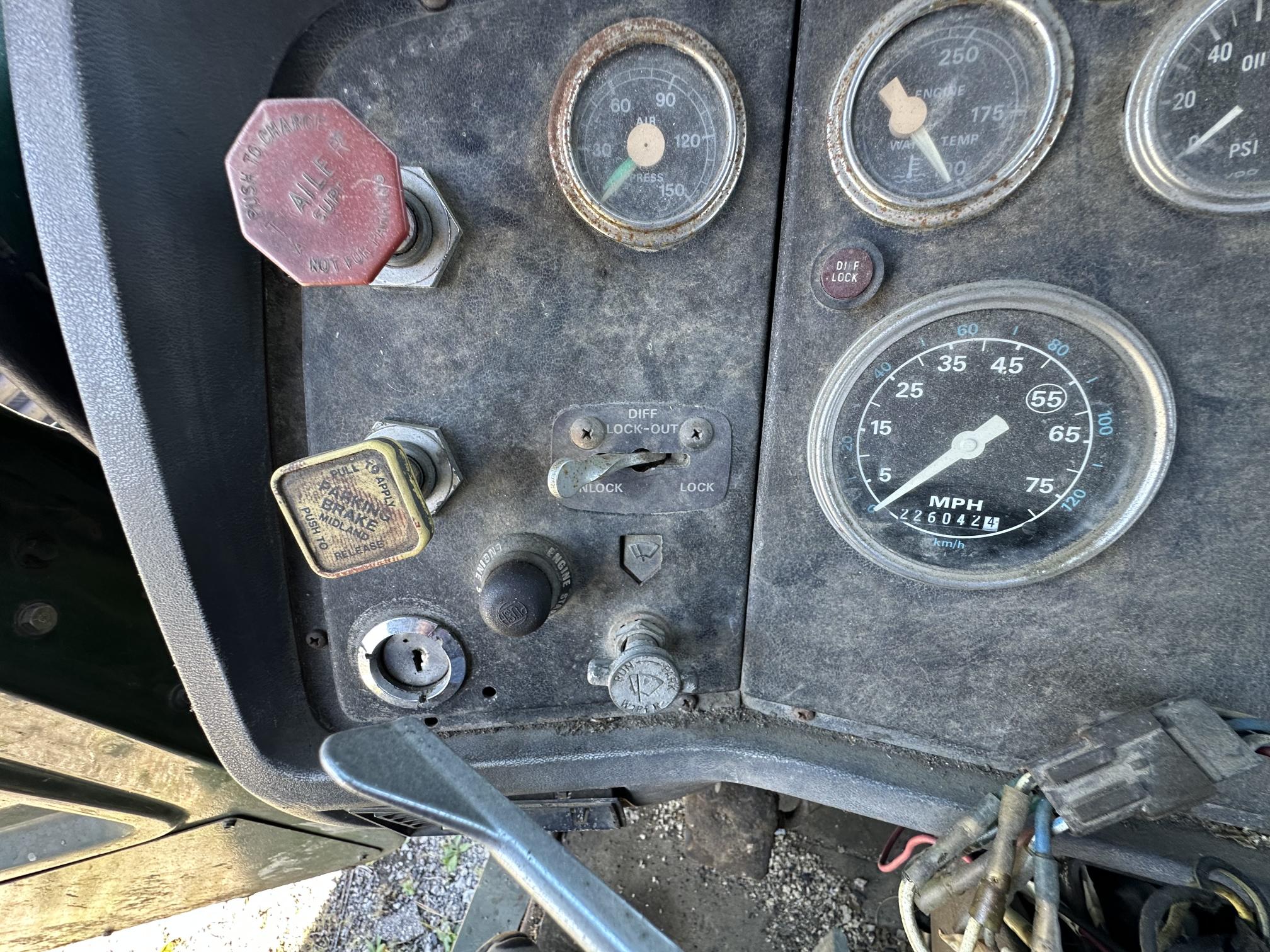 1986 FORD LN9000 - Image 40