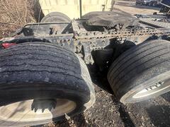 2013 VOLVO VNL - Image 15