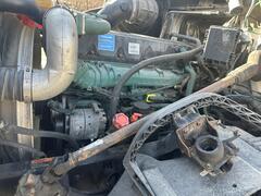 2013 VOLVO VNL - Image 23