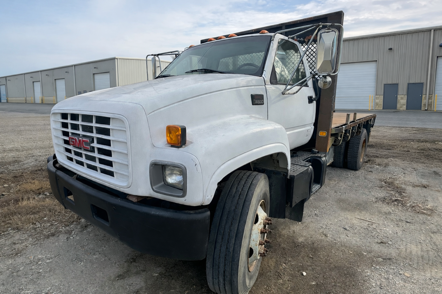 2000 GMC Kodiak C6500 - view 1 of 24