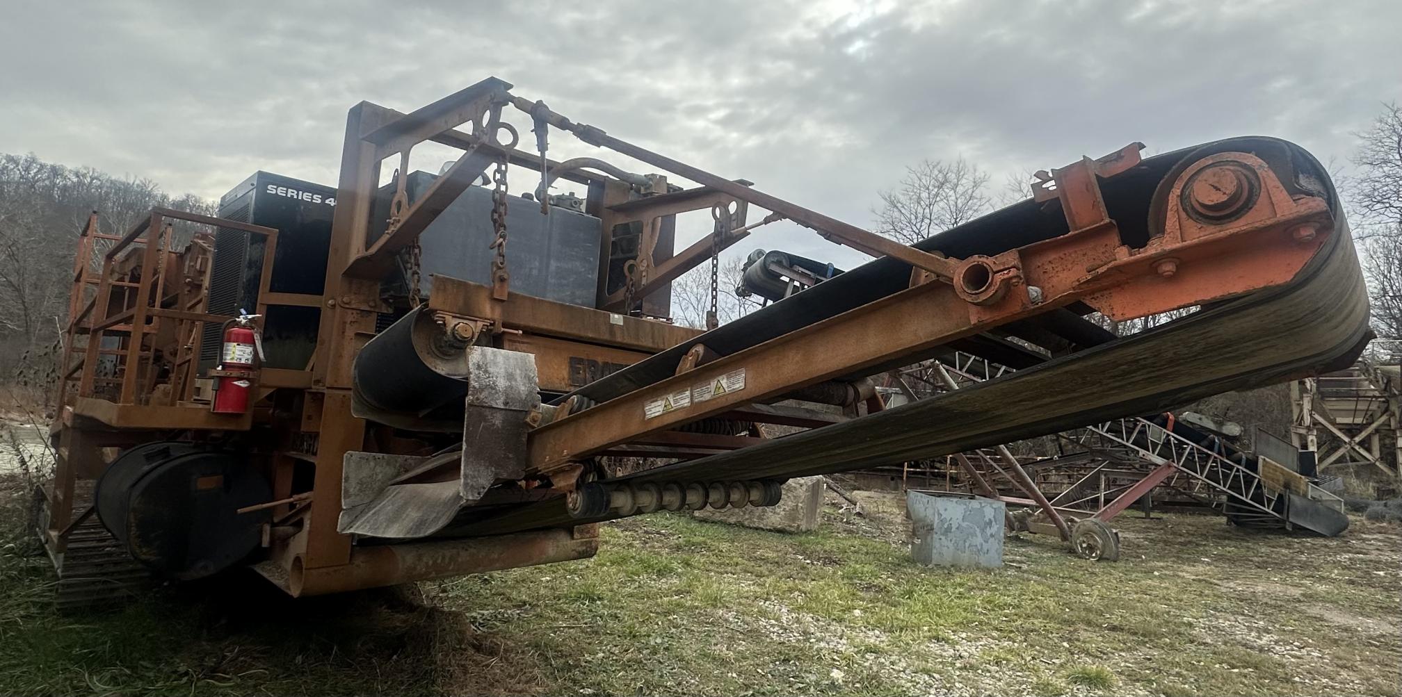 2005 EAGLE CRUSHER 33D8215