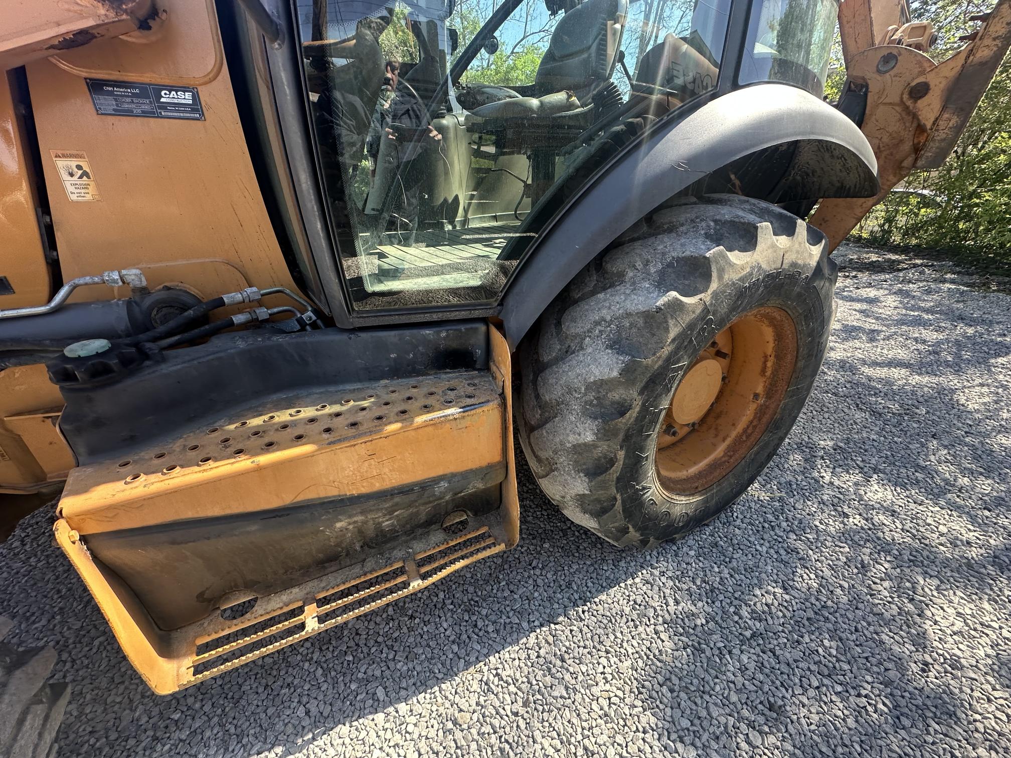 2013 CASE 580N - view 13 of 30