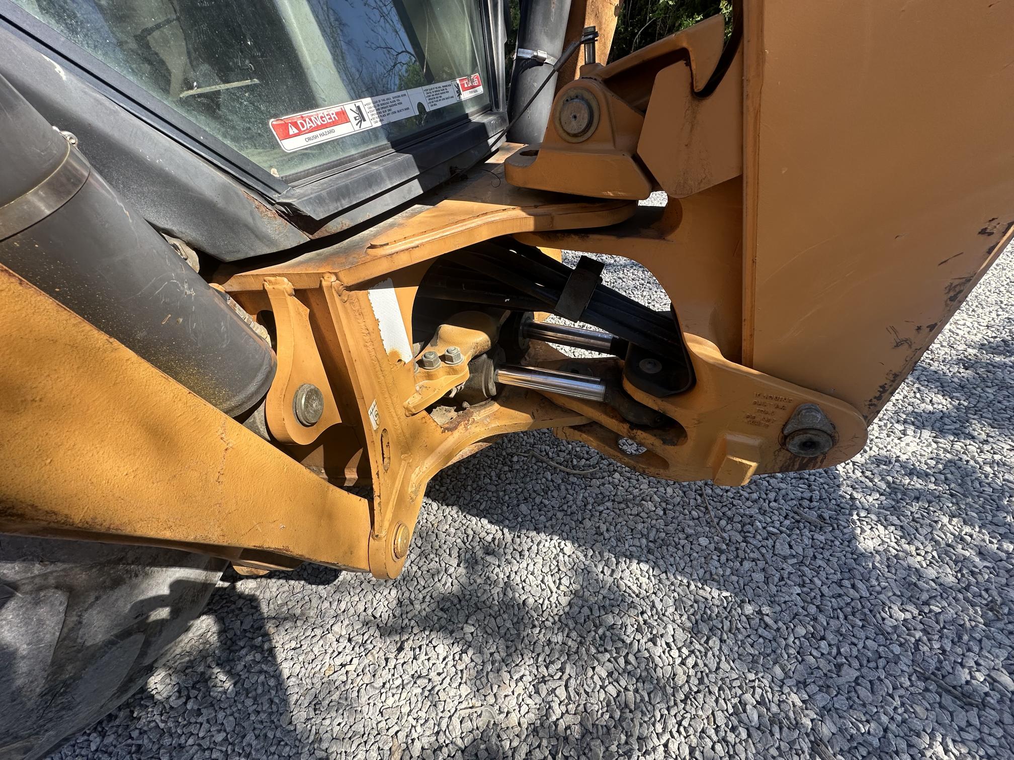 2013 CASE 580N - view 15 of 30