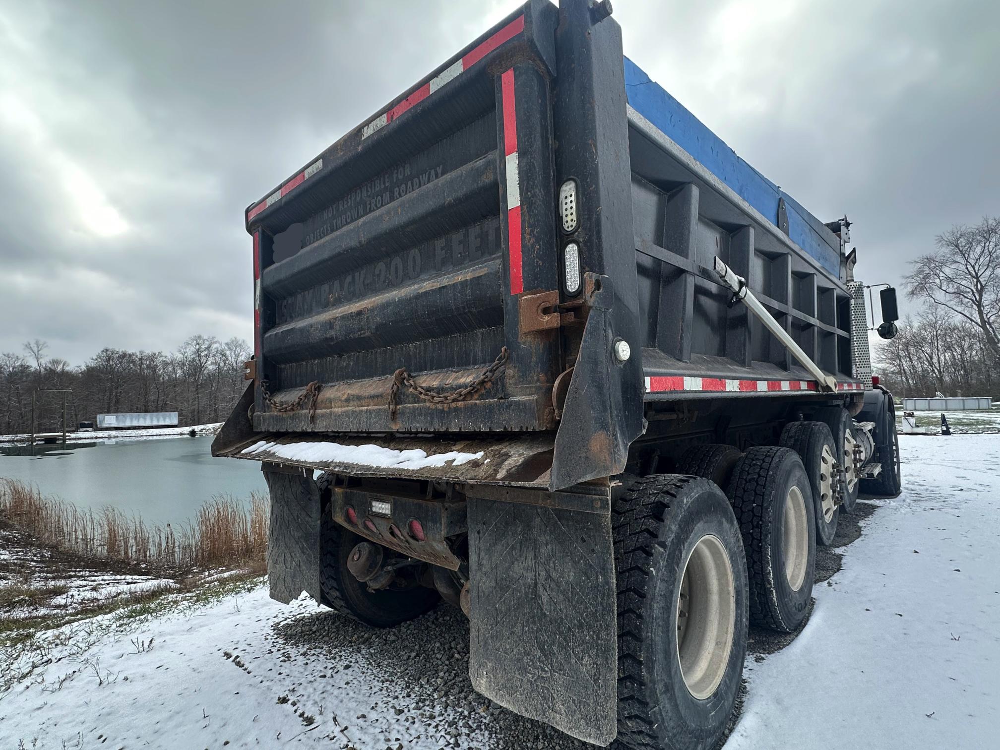 2002 KENWORTH T800 - Image 16