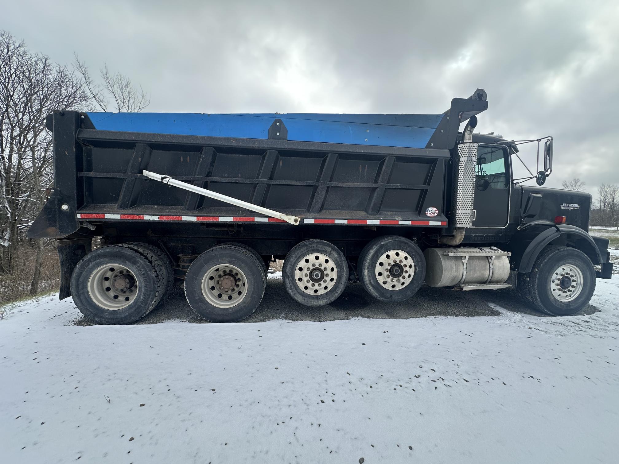 2002 KENWORTH T800 - Image 11