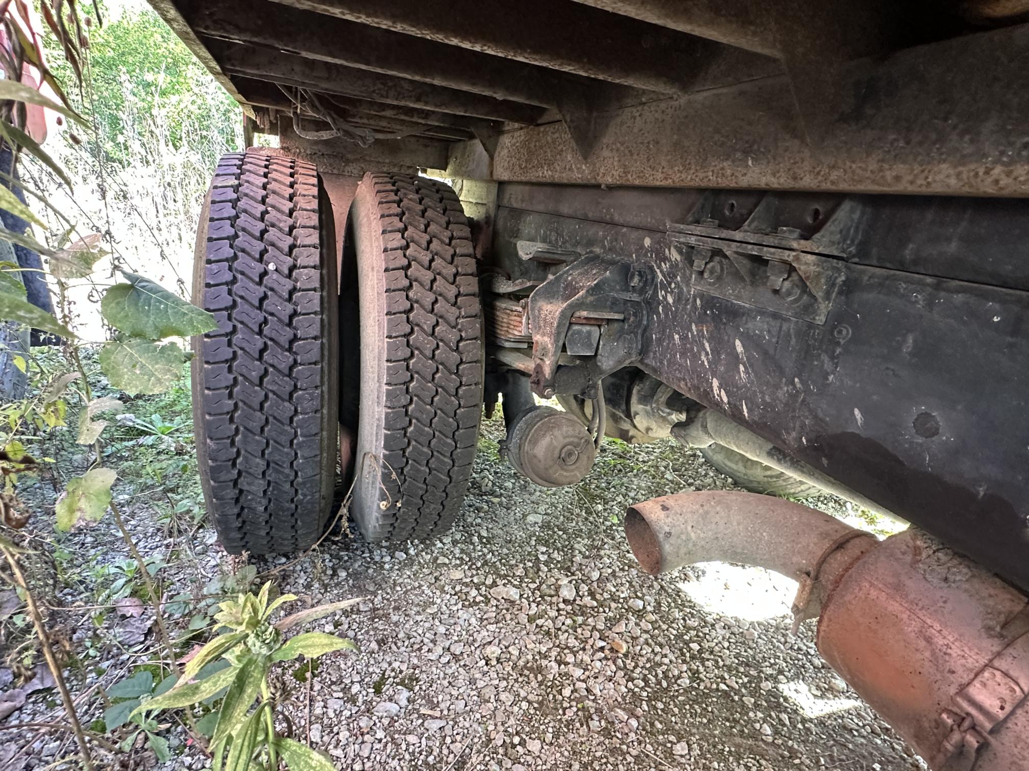 1993 FORD L9000 - Image 12