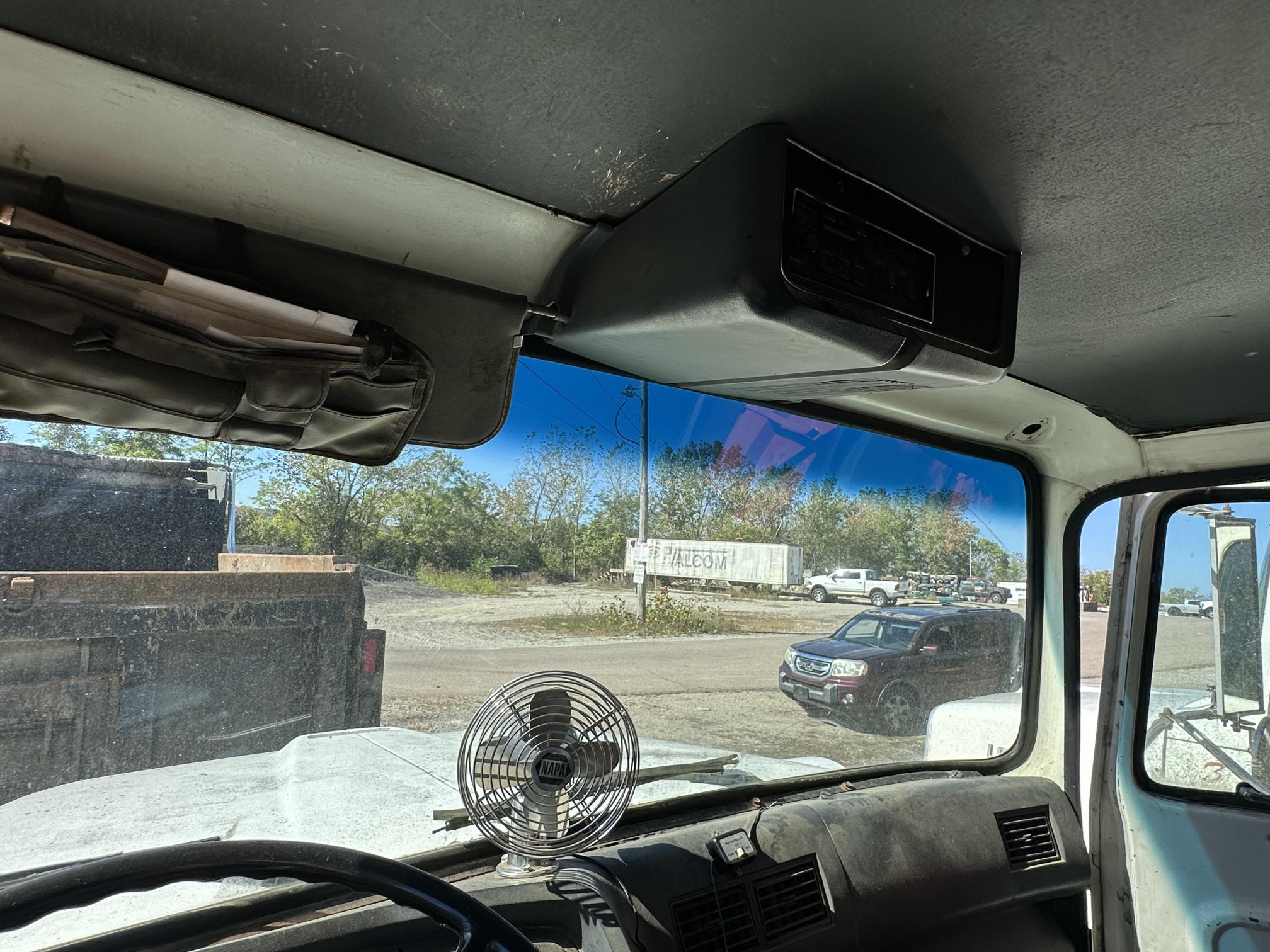1993 FORD L9000 - view 19 of 27