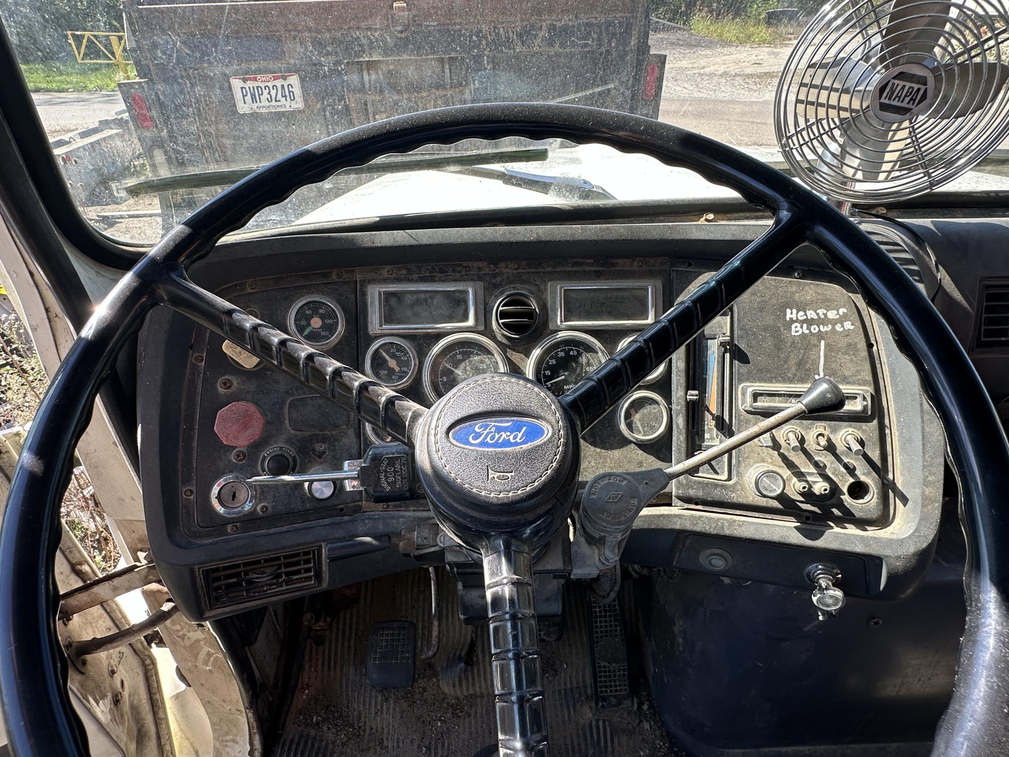 1993 FORD L9000 - Image 20