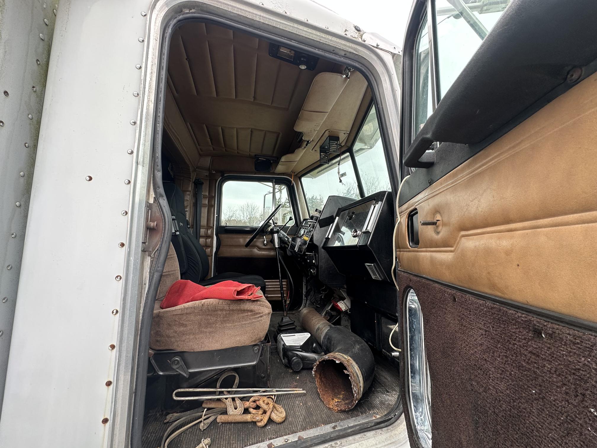 1998 PETERBILT 379 - Image 7