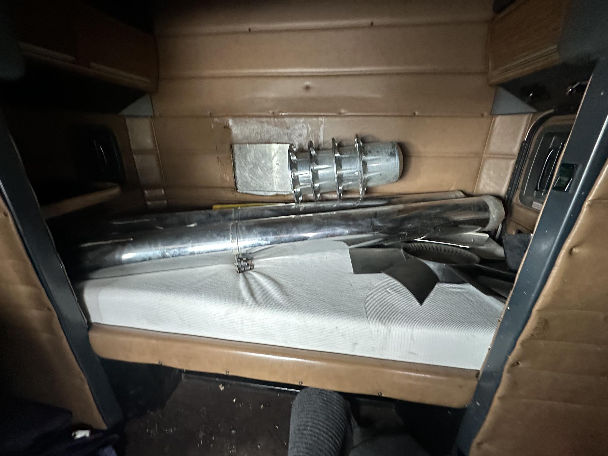 1998 PETERBILT 379 - Image 11