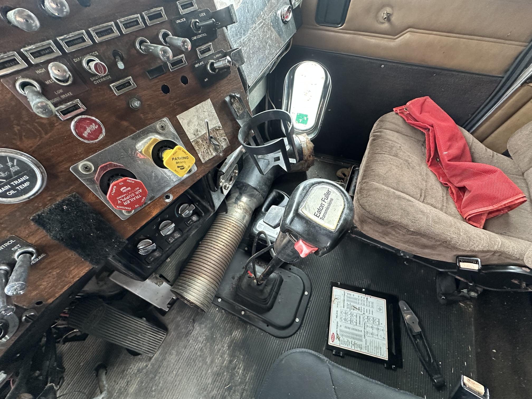 1998 PETERBILT 379 - Image 17