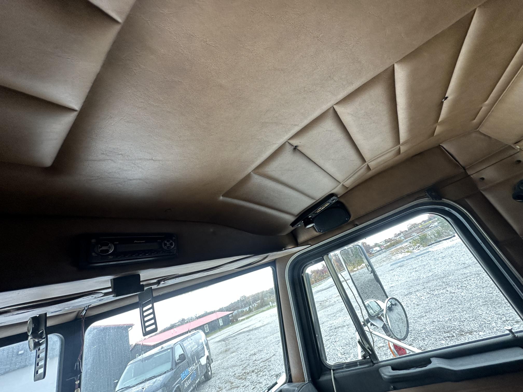 1998 PETERBILT 379 - Image 19