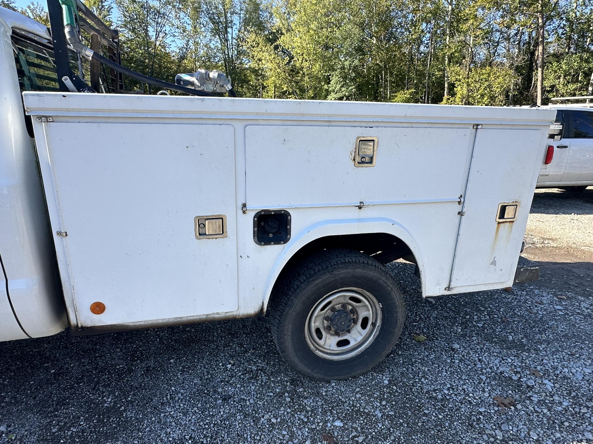 2011 FORD F350 - view 14 of 35