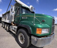 1999 MACK CL713 - Image 7