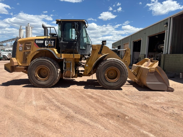 2019 CATERPILLAR 950M