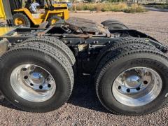 2017 PETERBILT 579 - Image 21