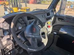 2017 PETERBILT 579 - Image 23