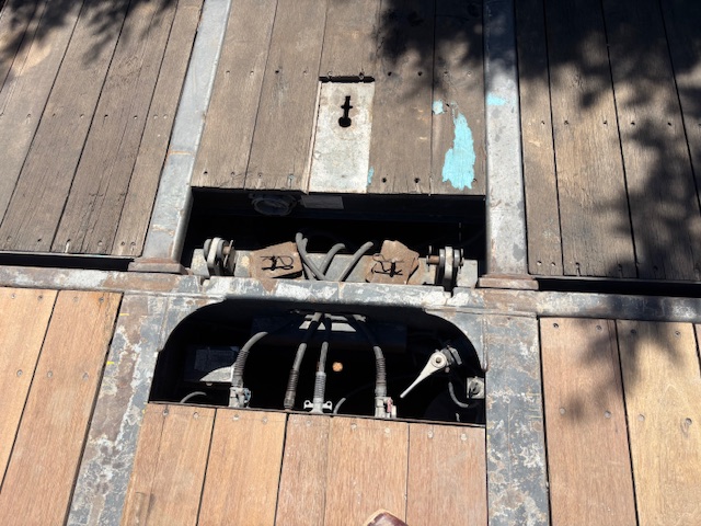 2005 TRAIL KING 53' X 102 - view 9 of 28