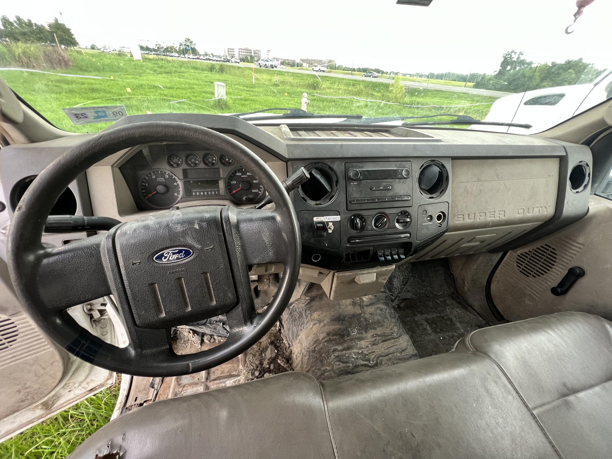 2008 FORD F450 - view 15 of 24