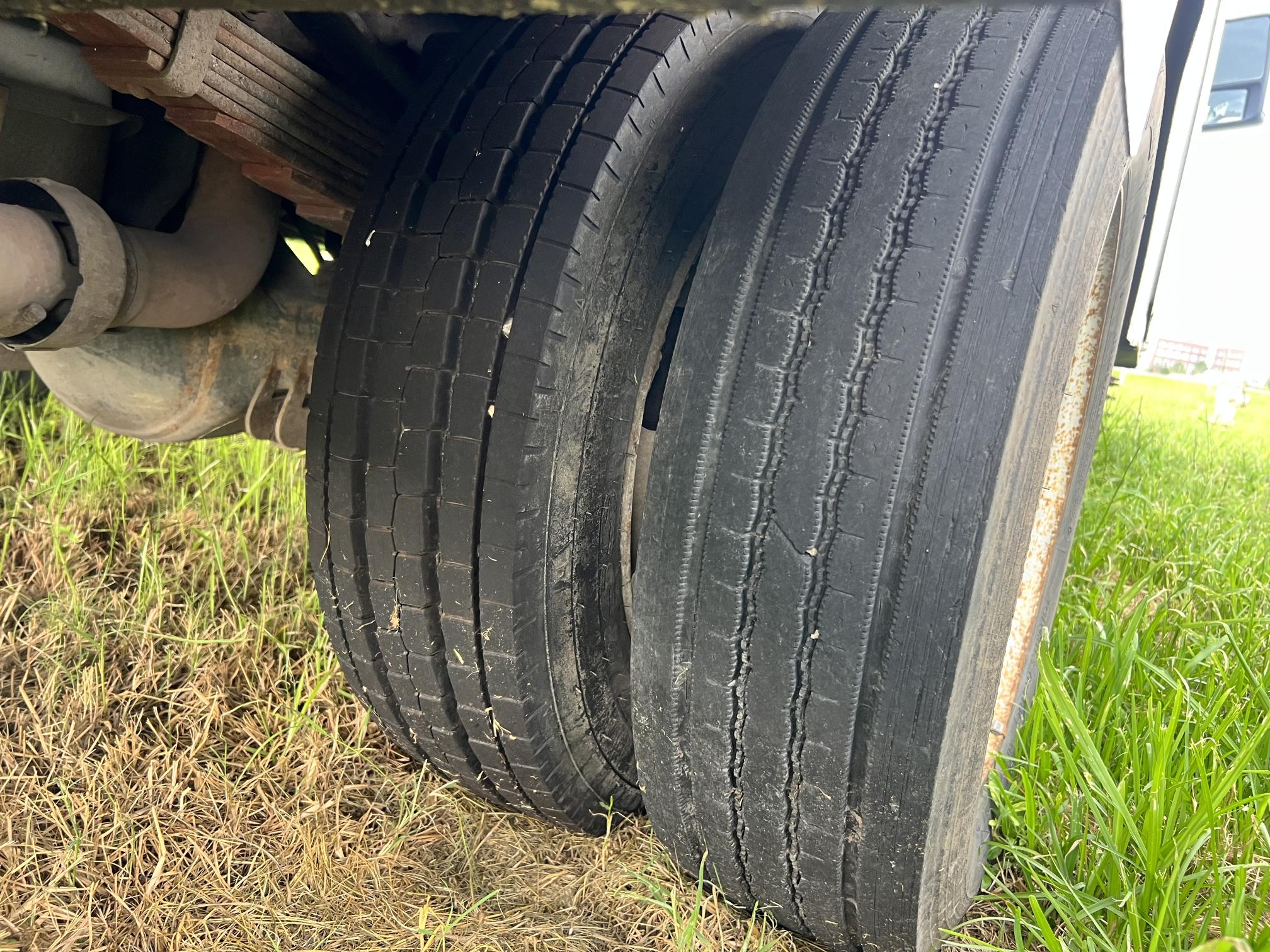 2008 FORD F450 - Image 19