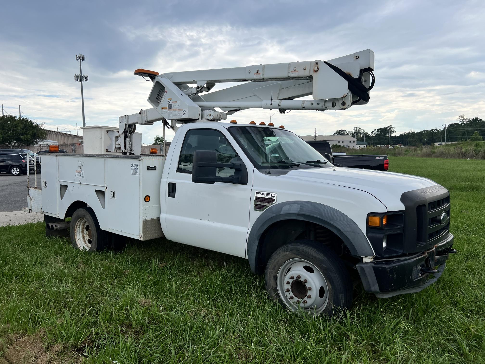 2008 FORD F450 - Image 3