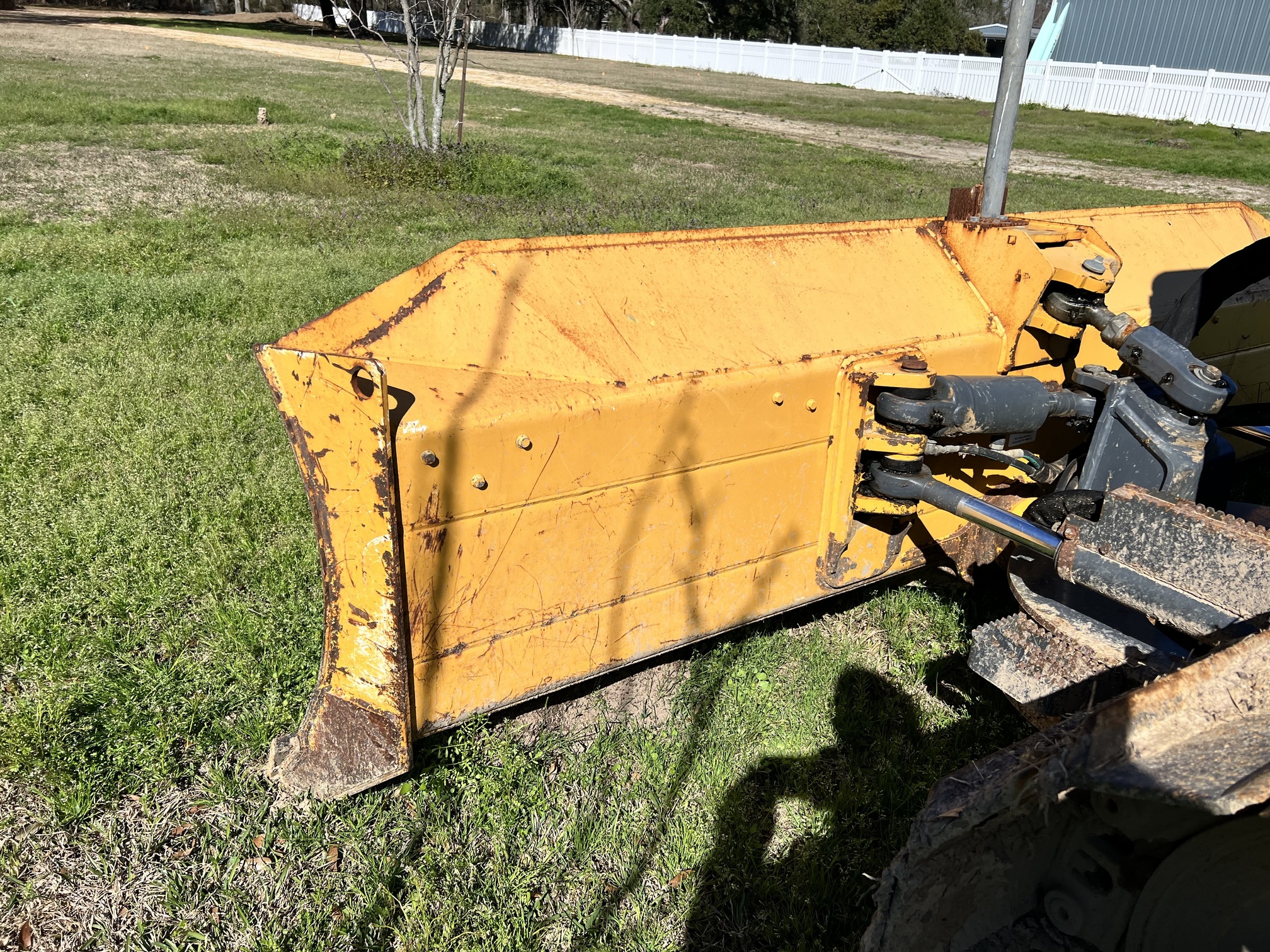 2014 DEERE 650K LGP - view 15 of 44