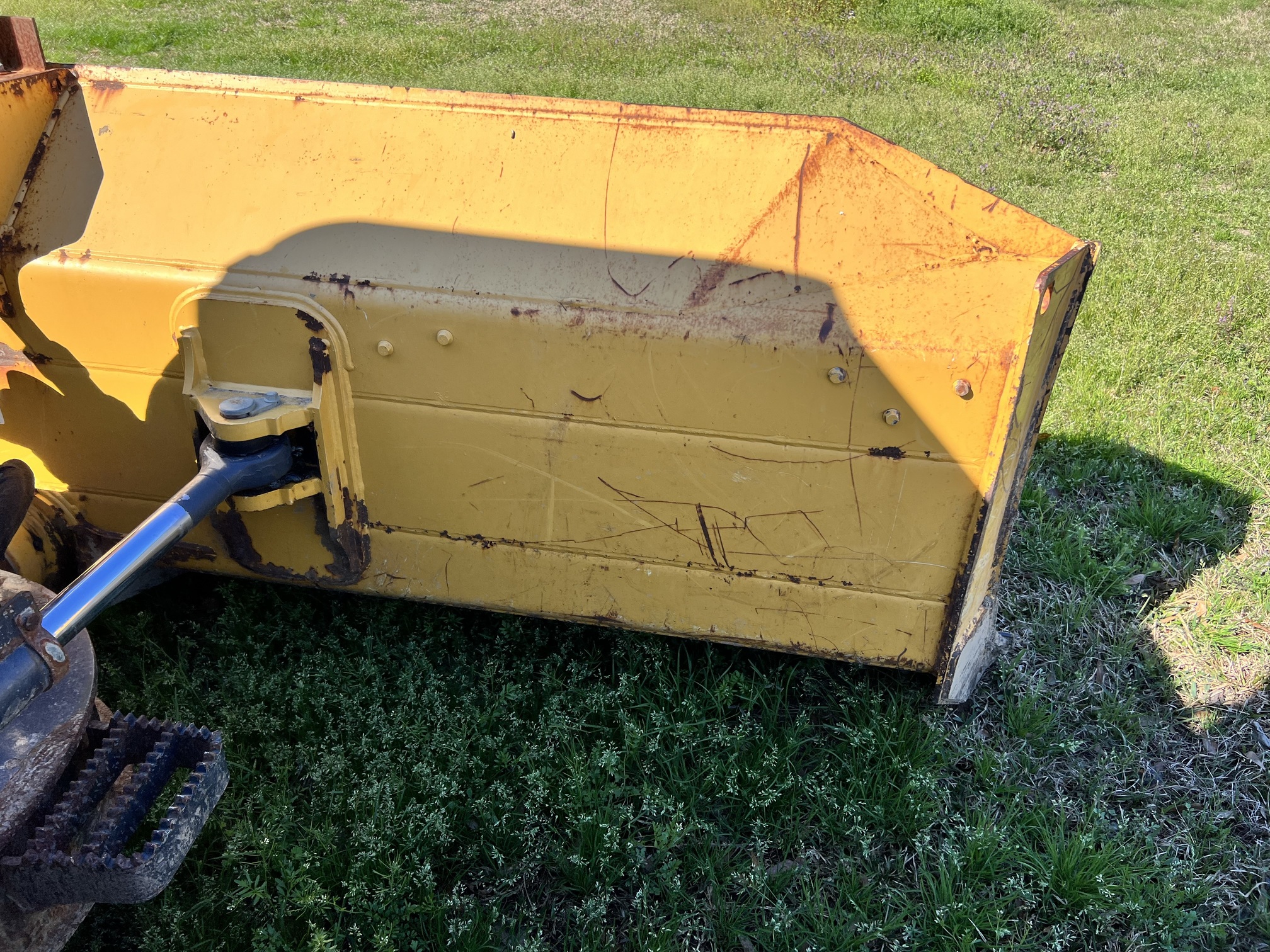 2014 DEERE 650K LGP - Image 19