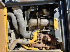 2014 DEERE 650K LGP - Image 23