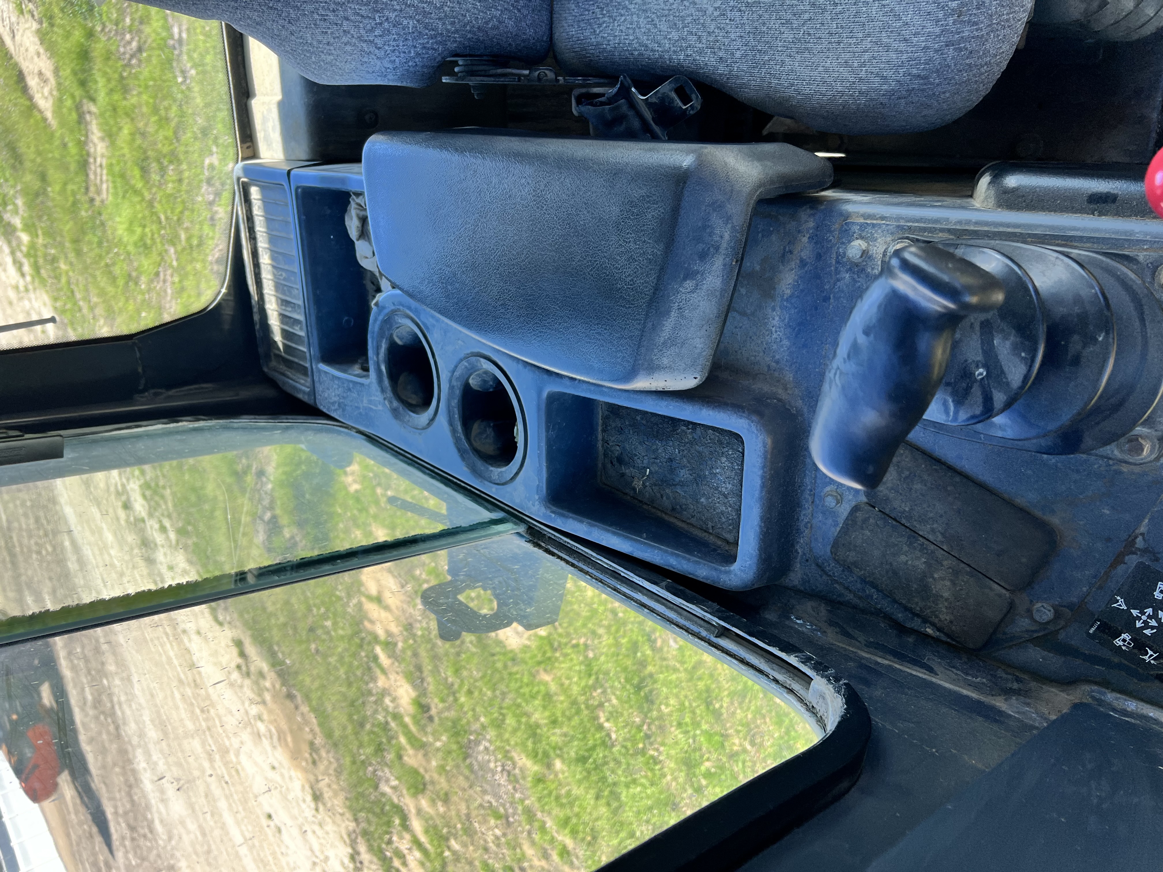 2014 DEERE 650K LGP - Image 36