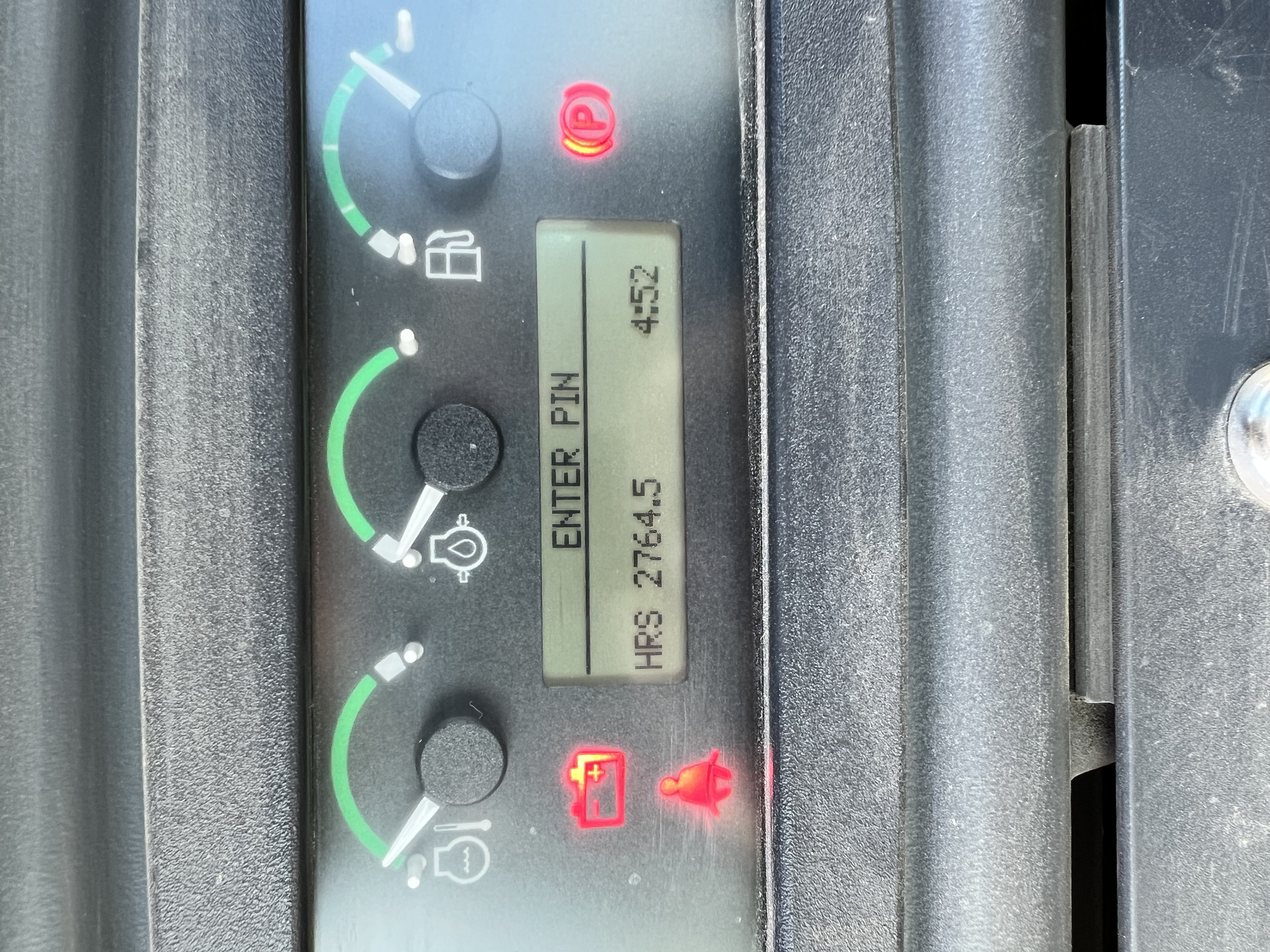 2014 DEERE 650K LGP - Image 44