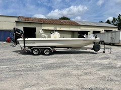 2011 SHEARWATER BOAT 23TE Bay Boat - Image 2