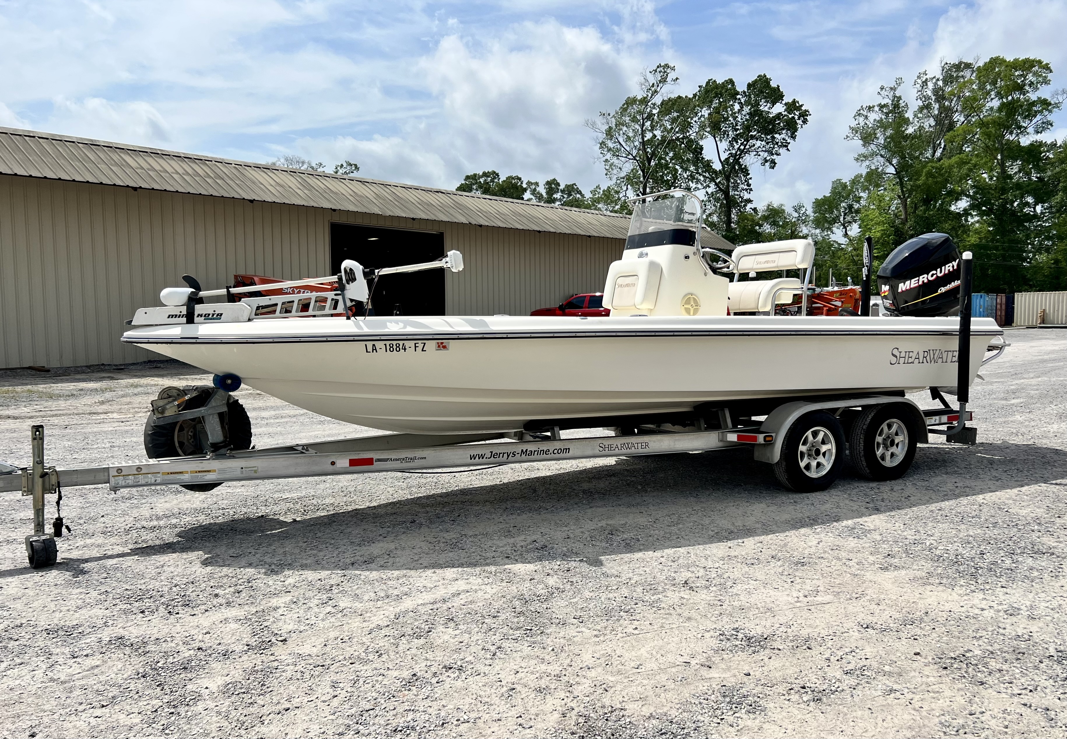 2011 SHEARWATER BOAT 23TE Bay Boat - Image 5
