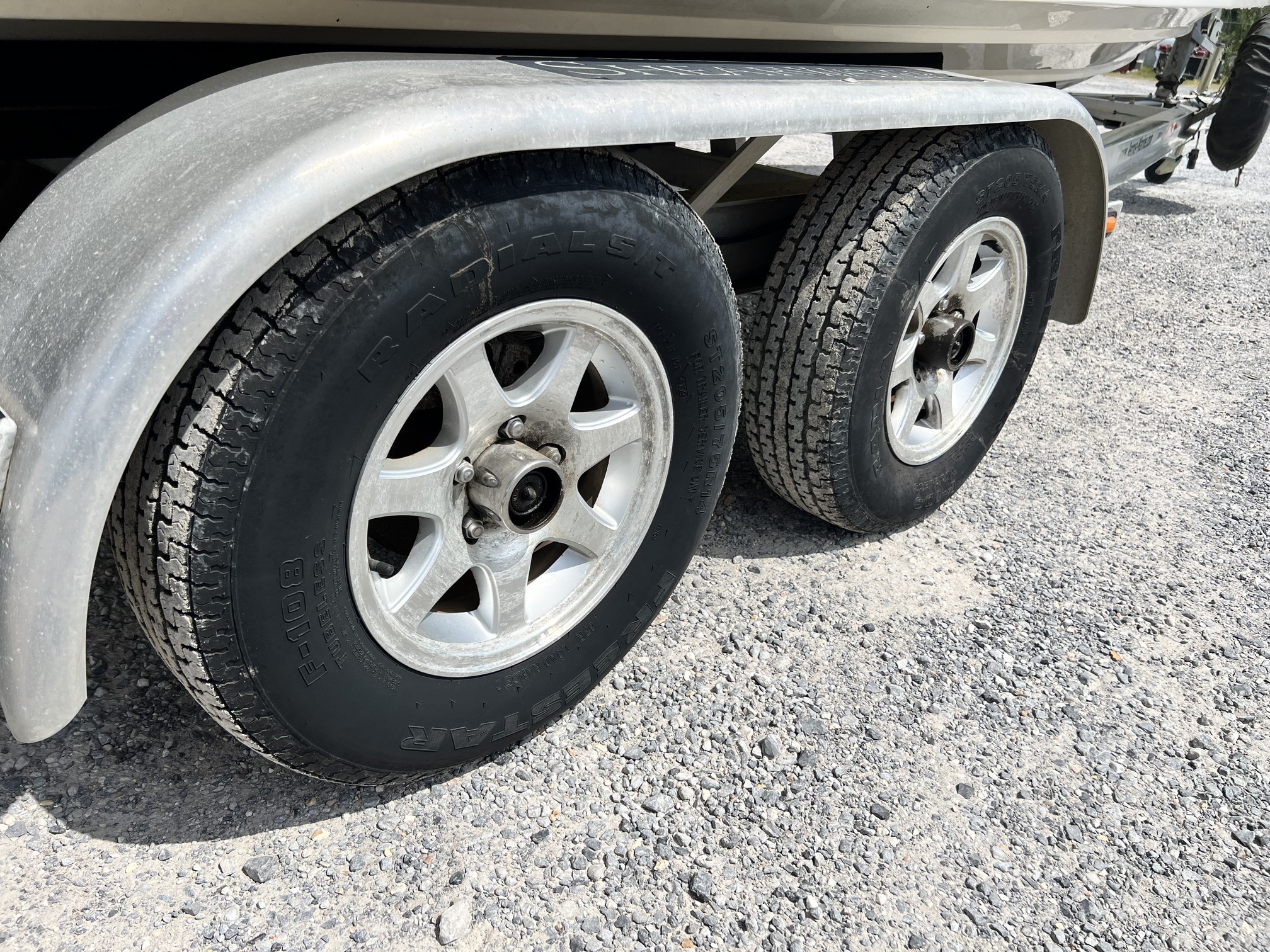 2011 SHEARWATER BOAT 23TE Bay Boat - Image 13