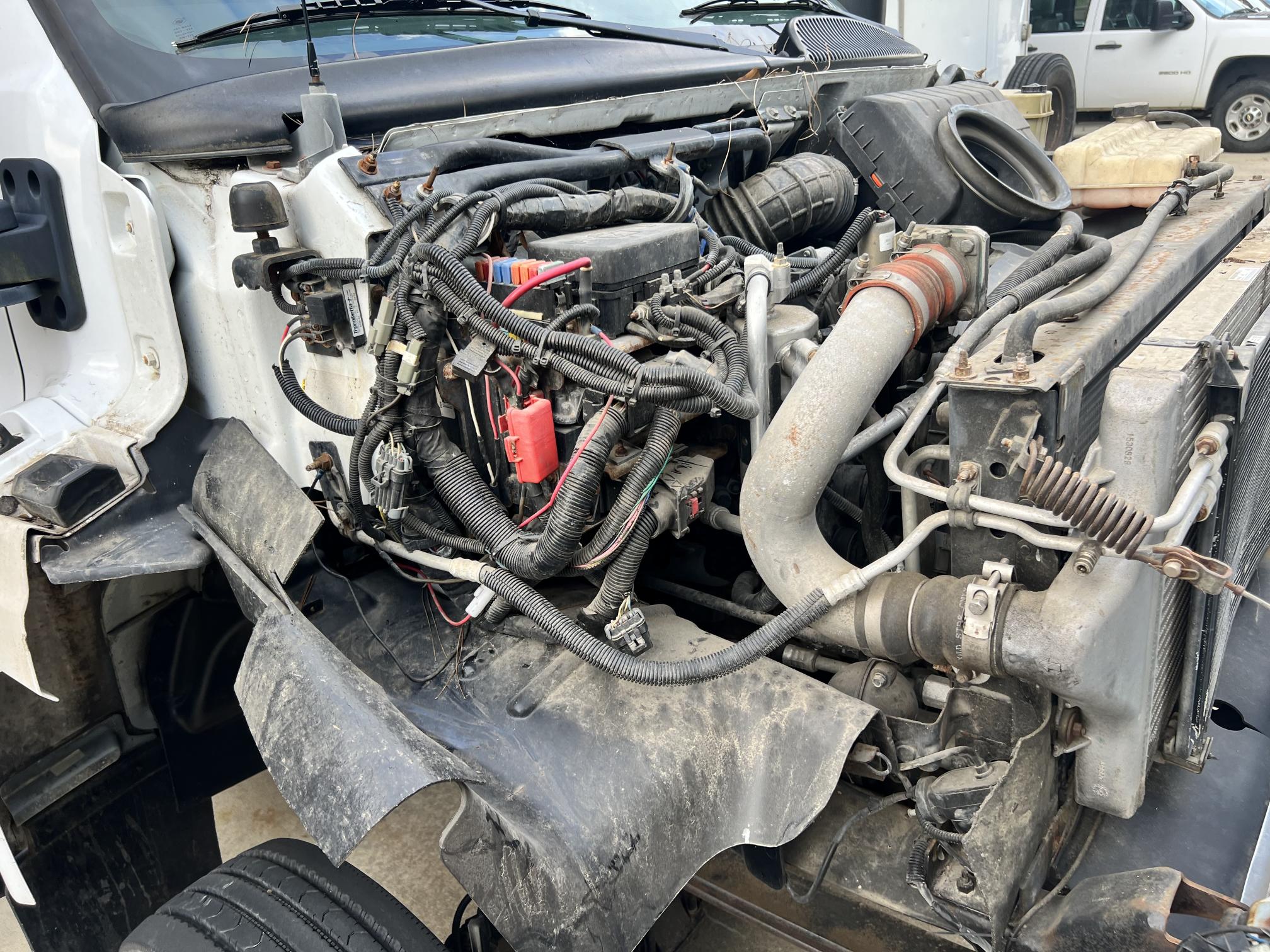 2007 GMC C5500 - Image 13