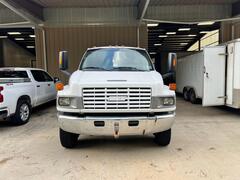 2007 GMC C5500 - Image 2