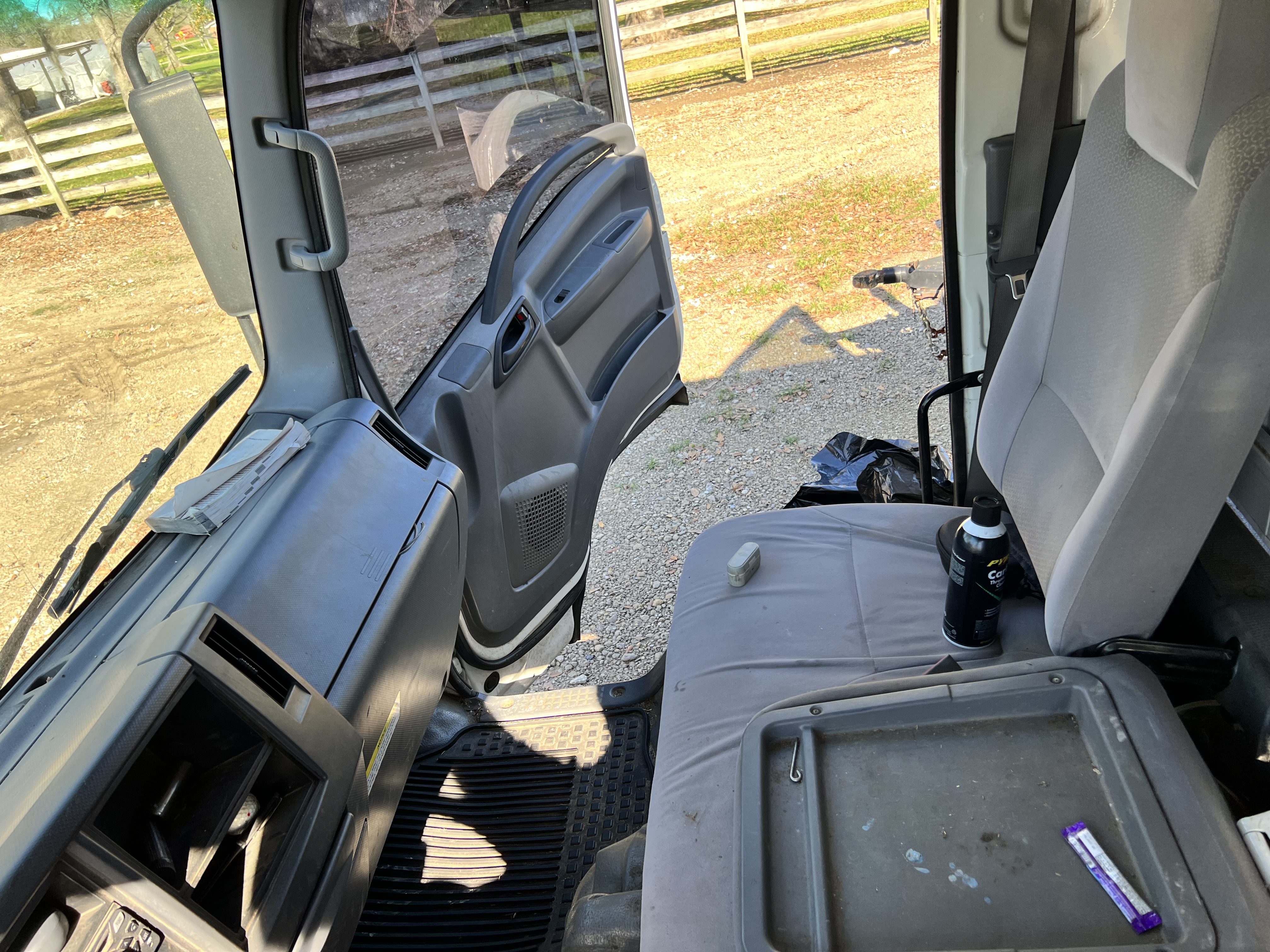 2019 ISUZU NPR HD - Image 17