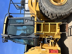 2015 DEERE 824K - Image 24