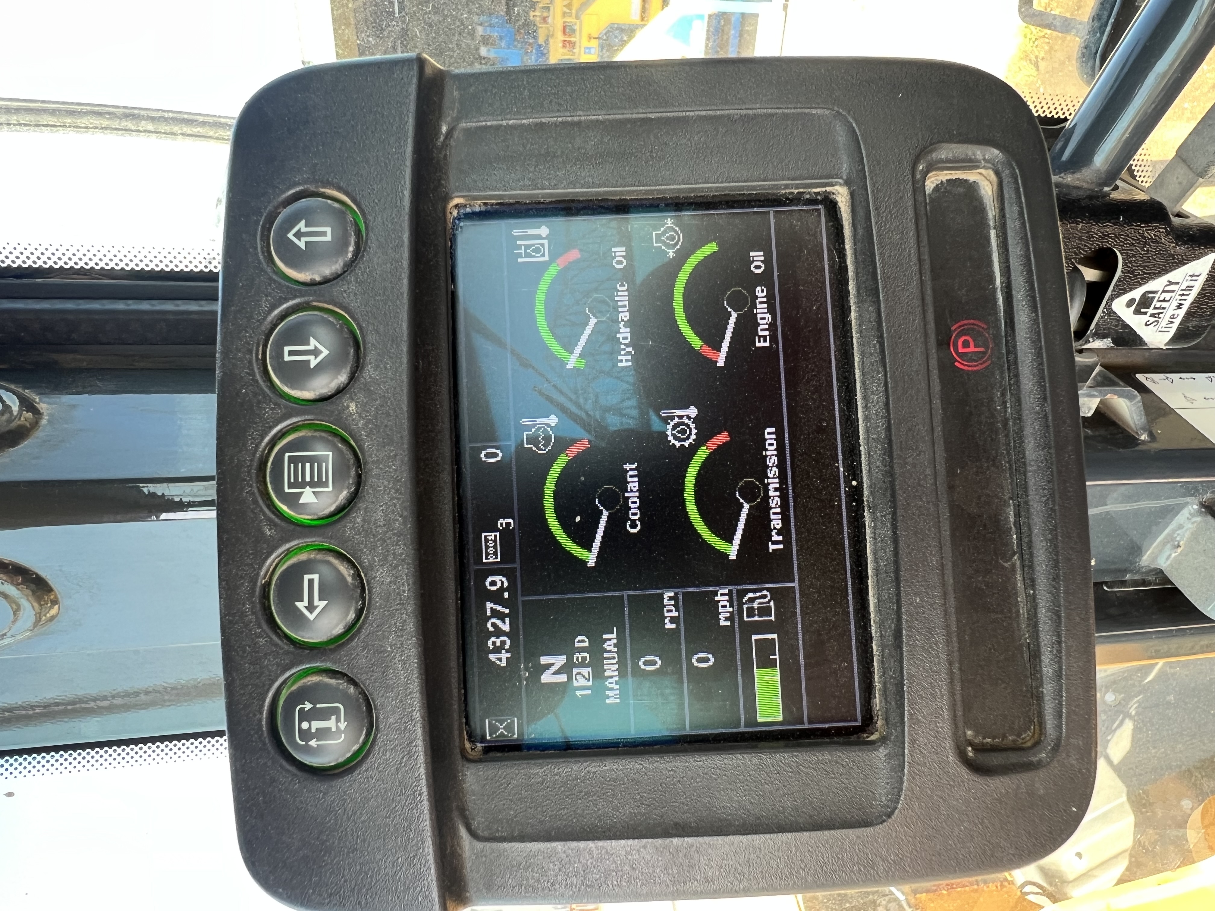 2015 DEERE 824K - Image 29